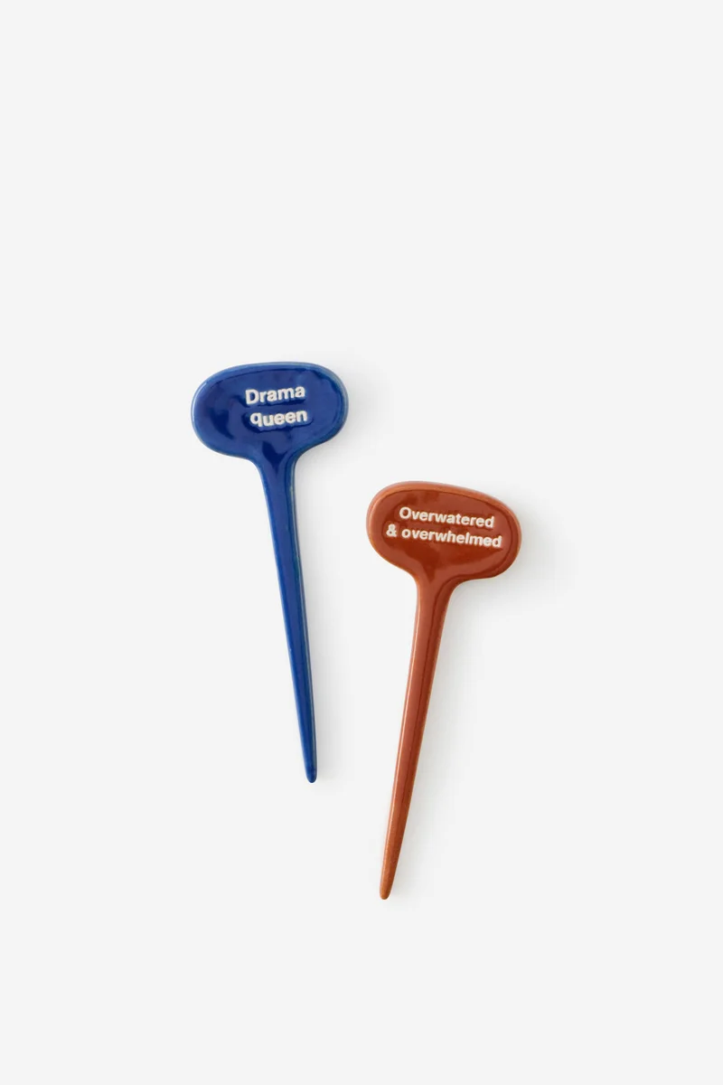 Typo 2 Pk Plant Markers